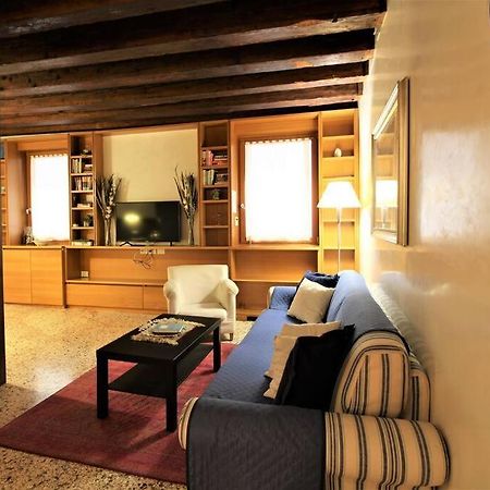San Marco Charming Apartment With Canal View Венеція Екстер'єр фото
