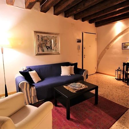 San Marco Charming Apartment With Canal View Венеція Екстер'єр фото