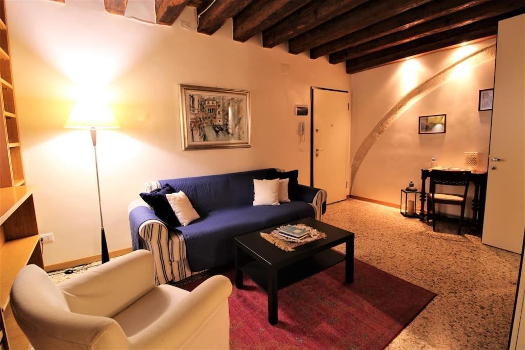 San Marco Charming Apartment With Canal View Венеція Екстер'єр фото